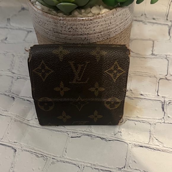 Louis Vuitton Dark Brown Monogram Wallet - Picture 2 of 9